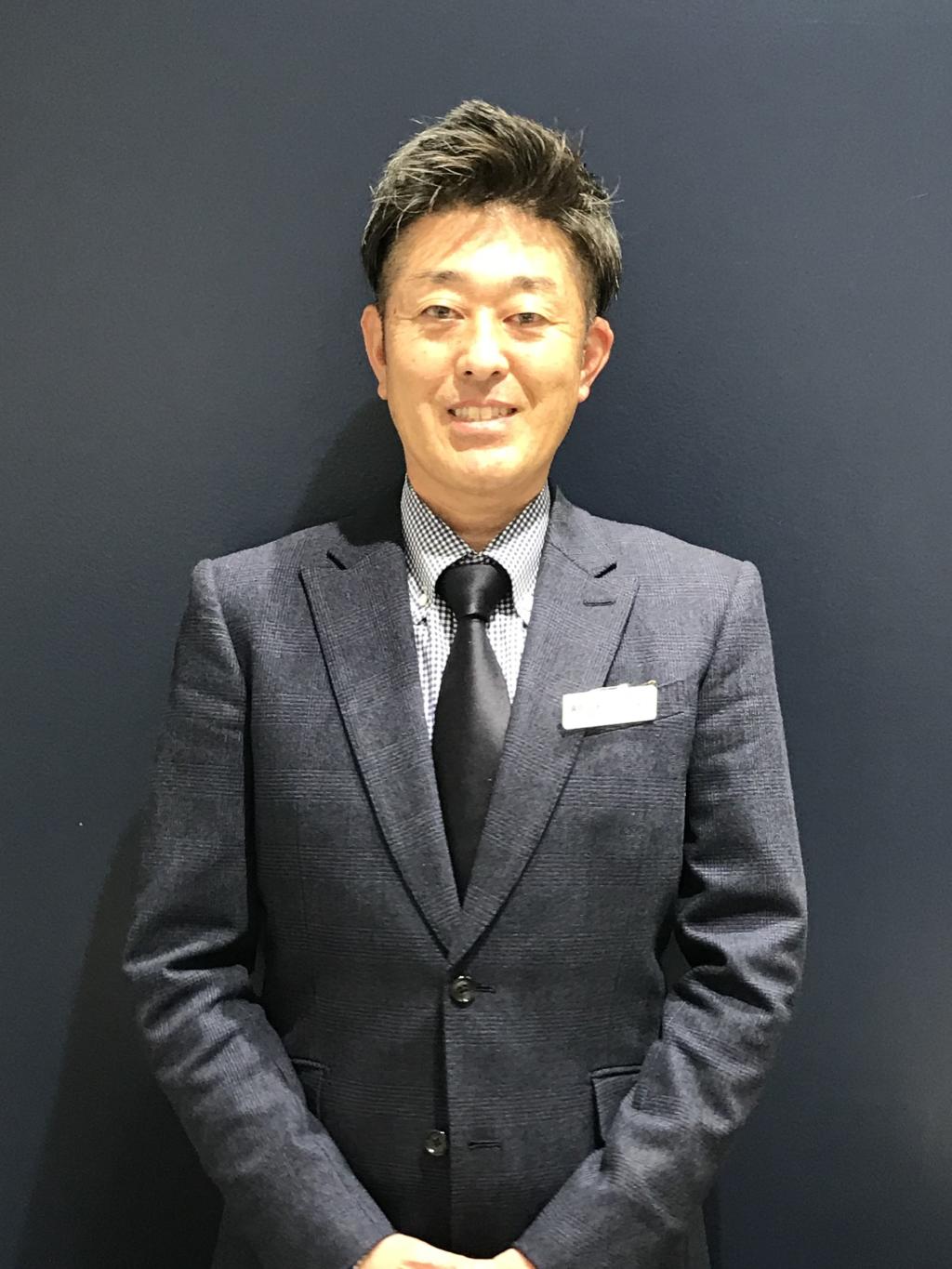 廣中マネージャー.jpg