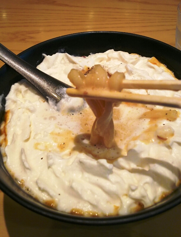 白いカレーうどん！！？？