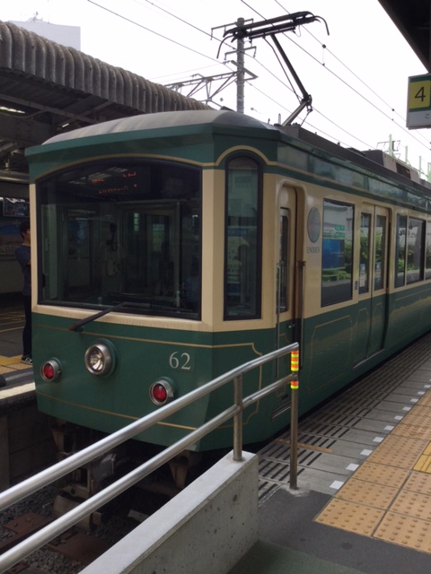 江ノ電に乗って鎌倉へ