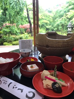 雨降る日には