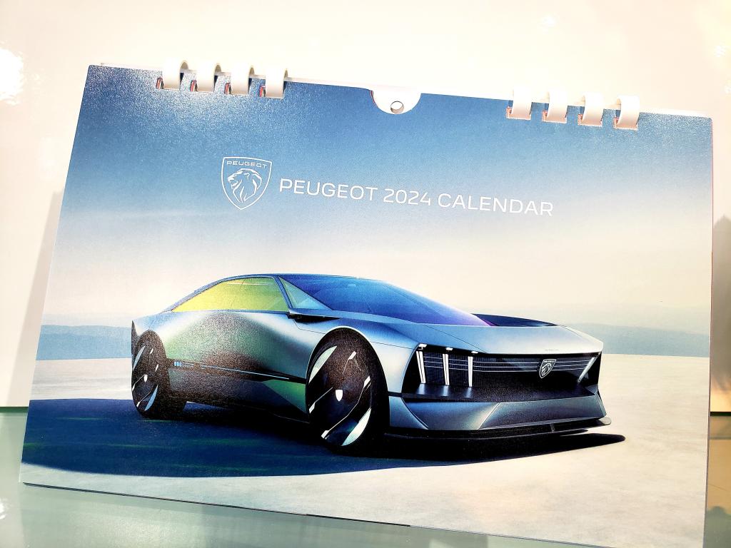 ✨PEUGEOTカレンダー 2024✨ 