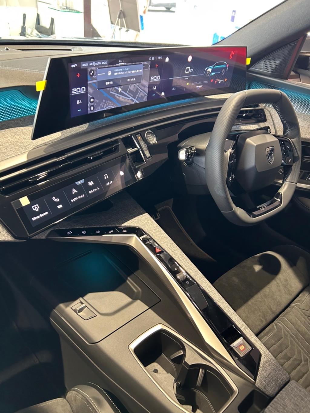 新型『PEUGEOT 3008』デビューフェア🎉