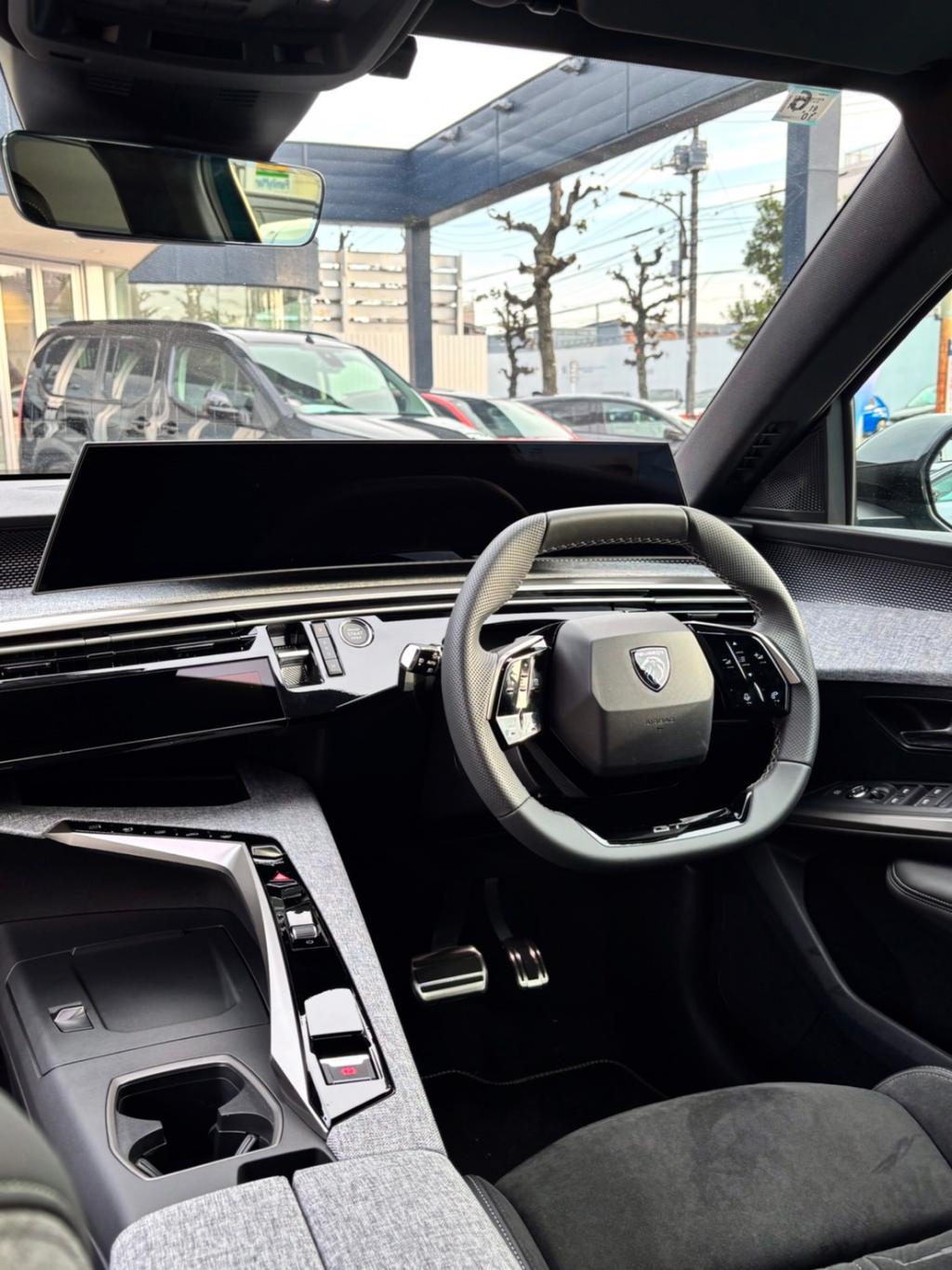 ✨3008「2025-2026 日本カー・オブ・ザ・イヤー」10ベストカー選出✨