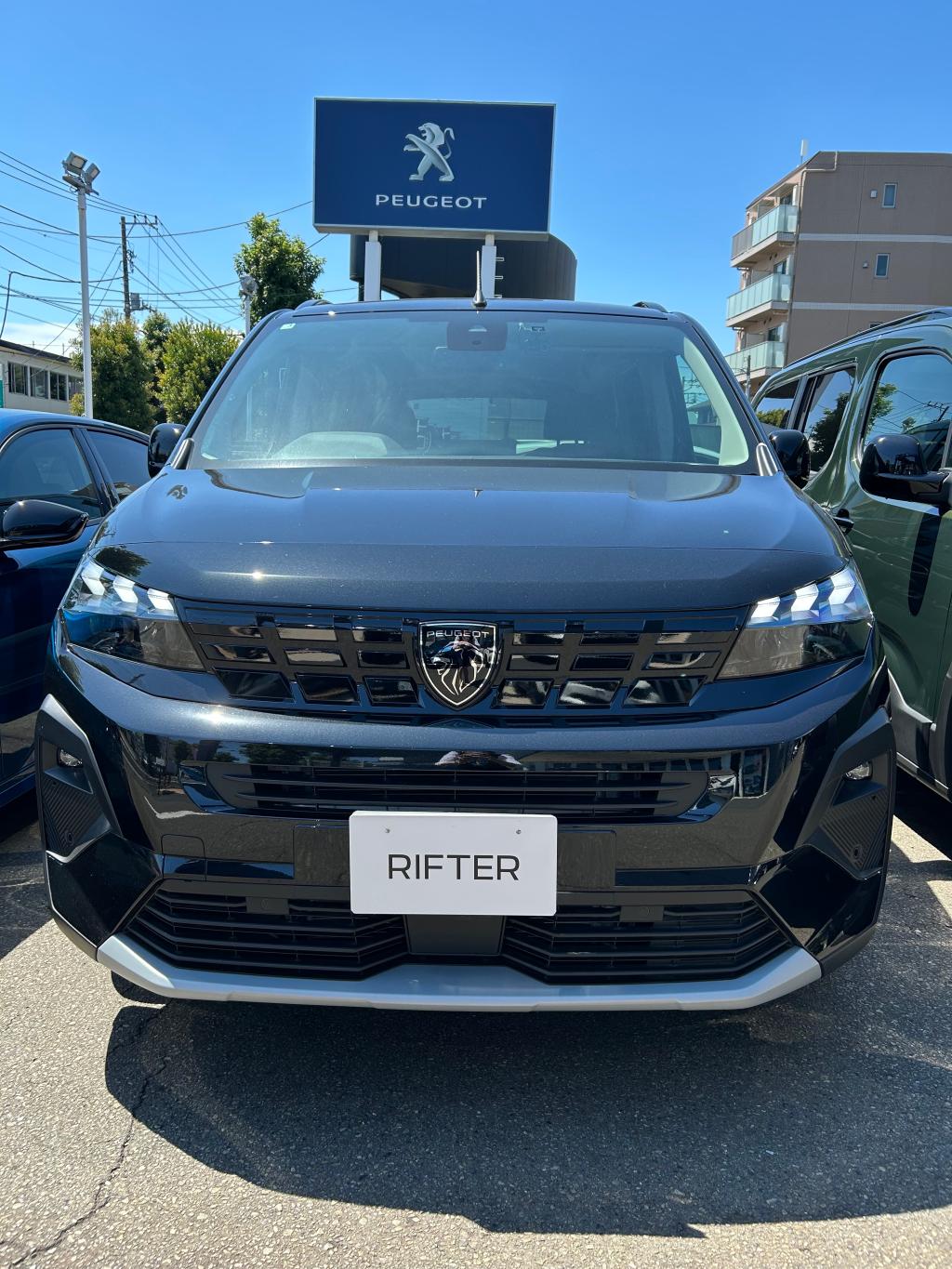 大人気✨RIFTER🚙