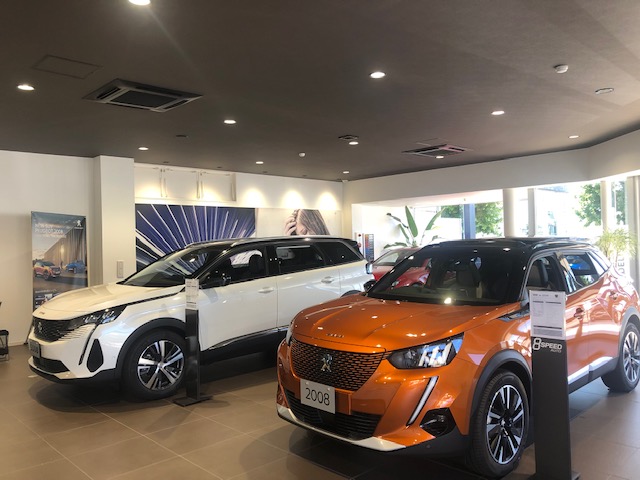 展示車の並び替え ＆　e-2008特別サポートのご紹介