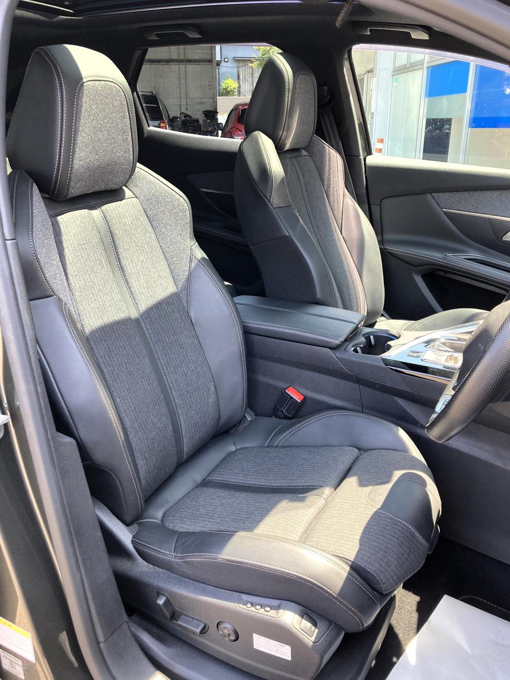 プジョー3008 GT Line認定中古車のご紹介！